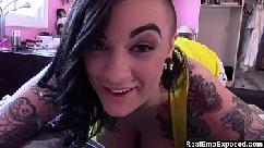 Tetona emo chica consigue titty follada por bf