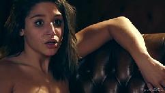 Actor falso se folla a abella danger