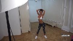 Fitness casero con la estrella porno tetona anisyia
