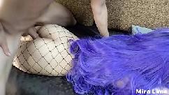 Sexo con una hermanastra y semen en ella