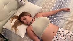 A de mi sobrina mientras d y entonces se despierta