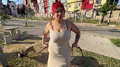 Sexo duro con un fan que me encuentra por la calle